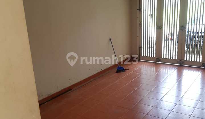 House in Premier Park 2 Modernland Tangerang, 2 Floors