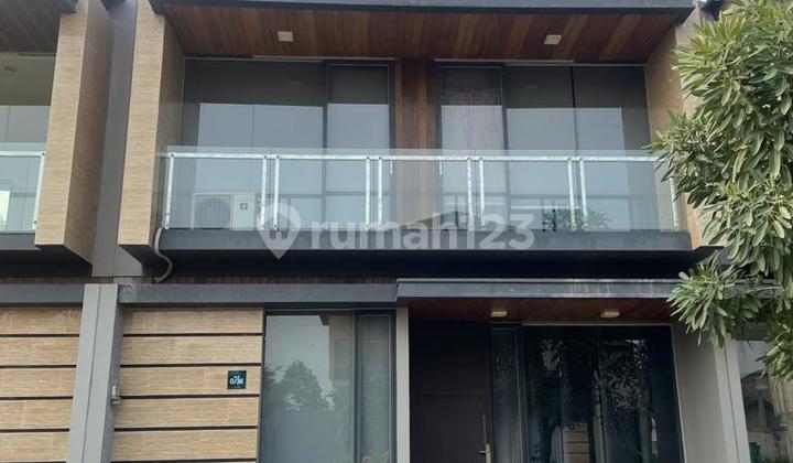 Rumah Cantik 2 Lantai Di Golden Stone Cluster Agate