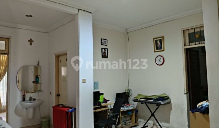 HOUSE FOR SALE on Boulevard Street, Banjar Wijaya Housing, Tangerang City 2