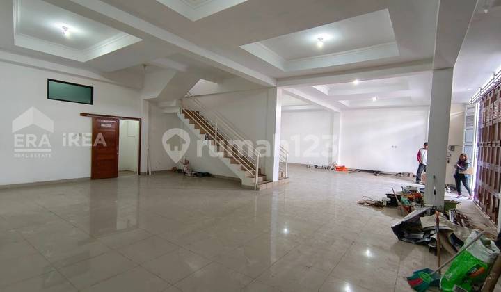 Yogyakarta Shop House for Rent Near Exemplary High School Yogyakarta Shop House for Rent Near Exemplary High School