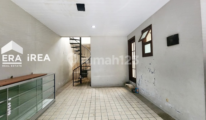 For Sale New Solo House Near The Park Mall 2