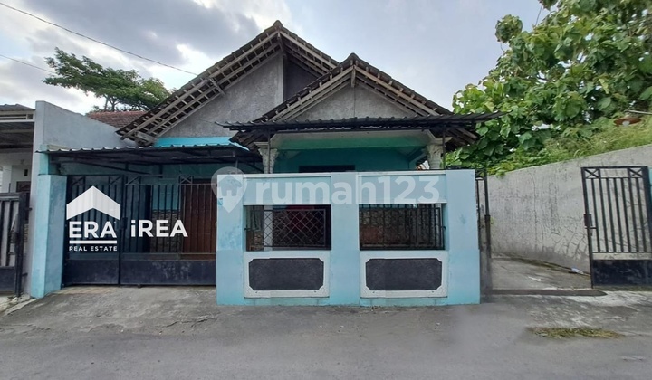 Rumah Dijual di Solo Dekat De Tjolomadoe
