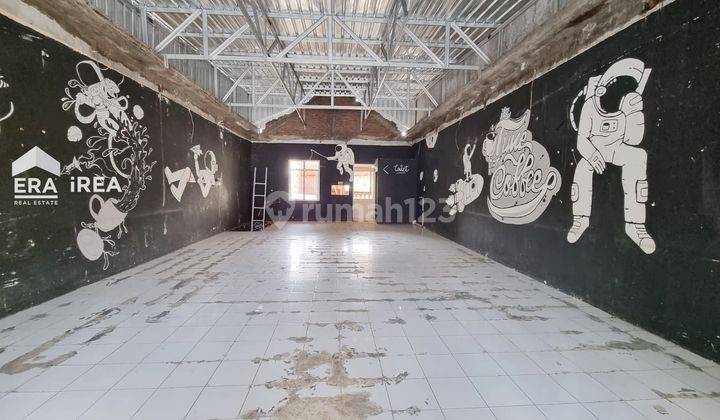 Di Jual Cepat Ruang Usaha 2 Lantai di Ngemplak Nusukan Wetan,banjarsari 1