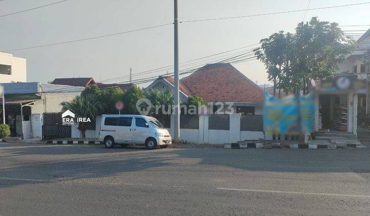 Jual Cepat Rumah Besar Dan SHM Pinggir Jalan Raya di Manyaran, Semarang 2