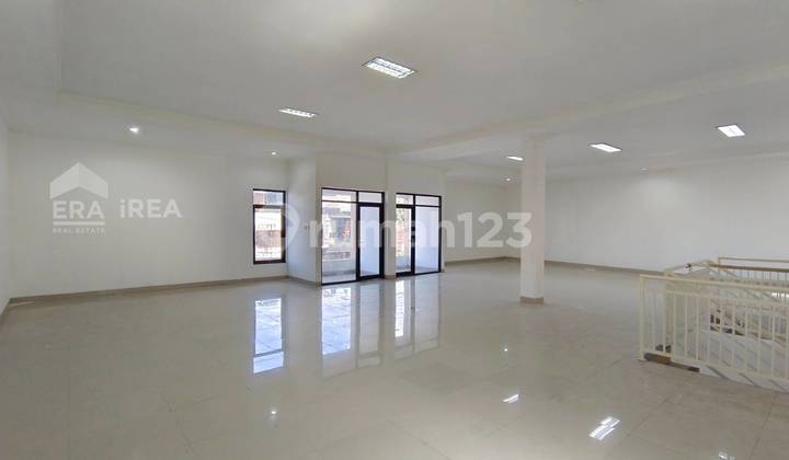 Yogyakarta Shop House for Rent Near Exemplary High School Yogyakarta Shop House for Rent Near Exemplary High School