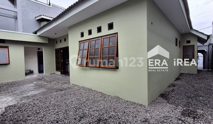 Ready-to-Occupy Rental House in Jogja, Babarsari Area Ready-to-Occupy Rental House in Jogja, Babarsari Area