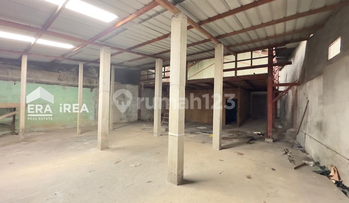 Warehouse for Rent in Solo Near Pasar Gedhe Warehouse for Rent in Solo Near Pasar Gedhe