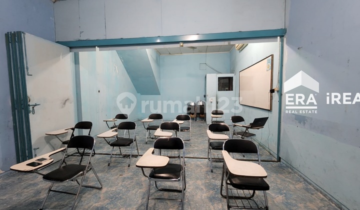 Ruang Usaha Solo Dekat Lottemart Tipes