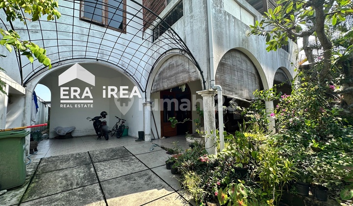 Rumah Solo Dijual Dekat Stadion Manahan 2