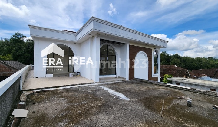 Rumah Dijual di Karanganyar Dekat Kampung Karet 2