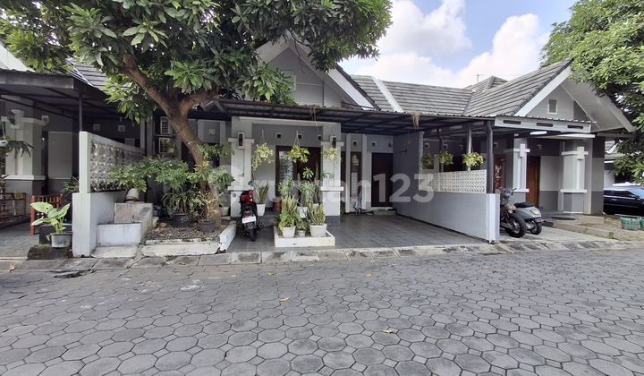 House for Sale in Solo Near UMS Campus 2