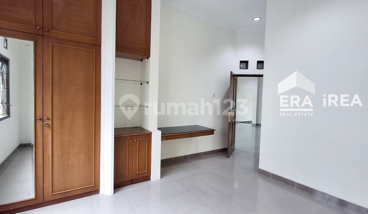 Ready-to-Occupy Rental House Near Sahid Hotel 2