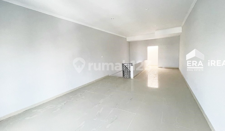 Ruko Solo Kota Area Stadion Manahan