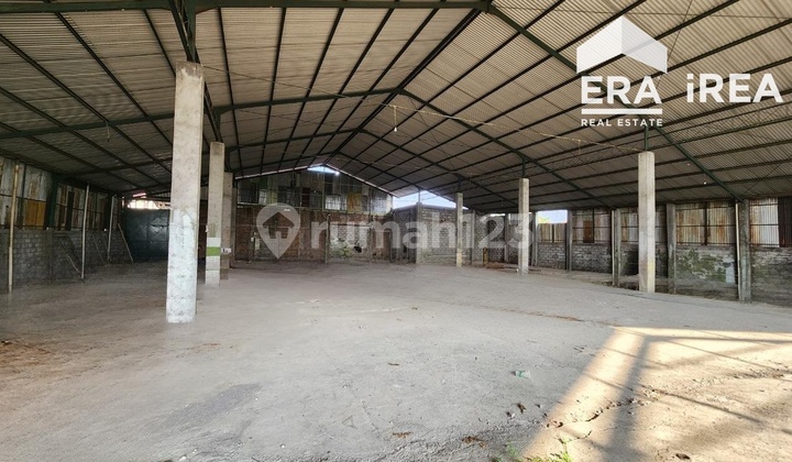 Warehouse Rental on Solo Purwodadi Street Near Gondangrejo Toll Exit