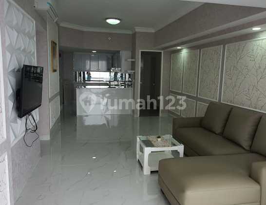 Brand New, Elegan, Bagus 2 Kamar Kondominium Taman Anggrek Fully Furnished