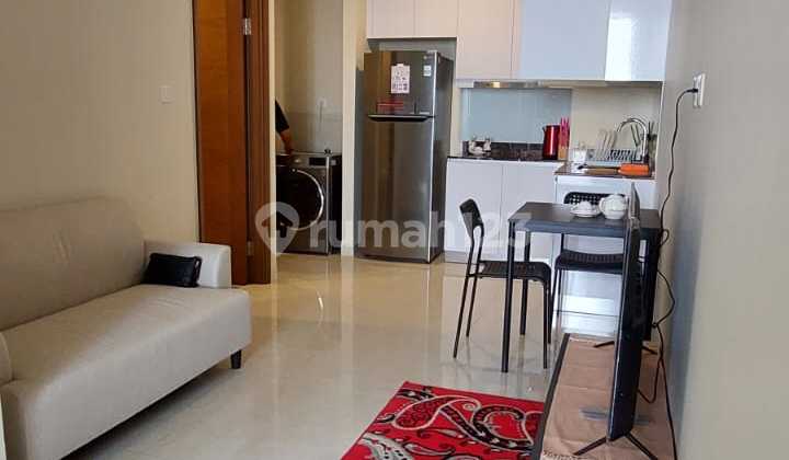 Disewakan 2 Kamar Bagus, Terawat, Best View Taman Anggrek Residence