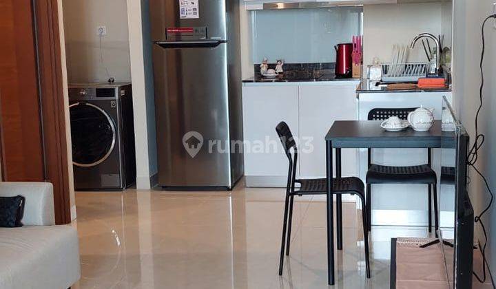 Disewakan 2 Kamar Bagus, Terawat, Best View Taman Anggrek Residence