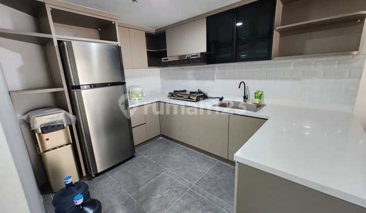 Disewakan 2 Kamar Sangat Bagus, Bersih, Terawat Kondominium Taman Anggrek