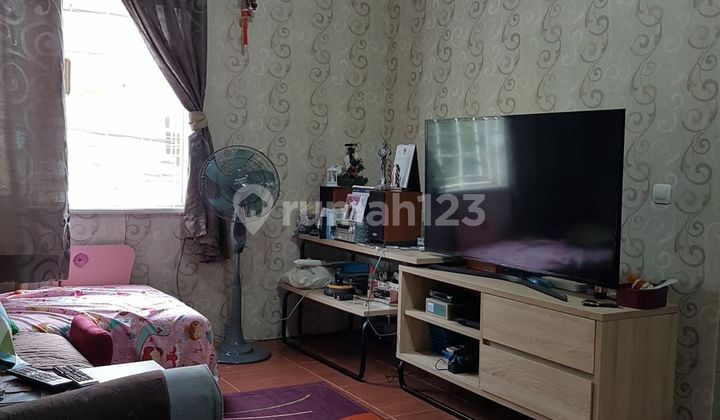 Harus Terjual Cepat Townhouse Taman Hijau Lippo Karawaci 2 Lantai, Bagus, Terawat, Nyaman