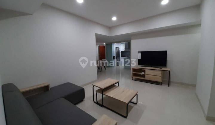 Disewakan Sangat Bagus, Best View 3 Bedroom Kondominium Taman Anggrek 1