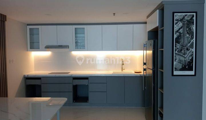 Disewakan Bagus, Elegant, Nyaman 2 Bed Kondominium Taman Anggrek