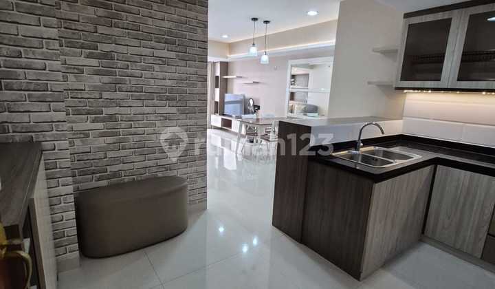 For Rent: White, Clean, Comfortable 2-Bed Condominium in Taman Anggrek