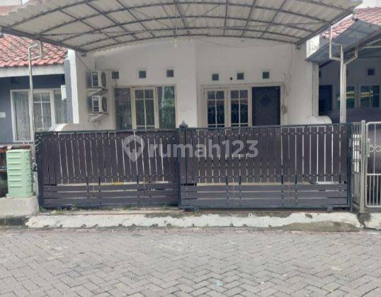 Dijual rumah Taman Mutiara Pakuwon City surabaya. 2