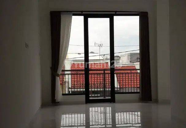 Jual rumah Pakuwon City Puri Asri Surabaya 2