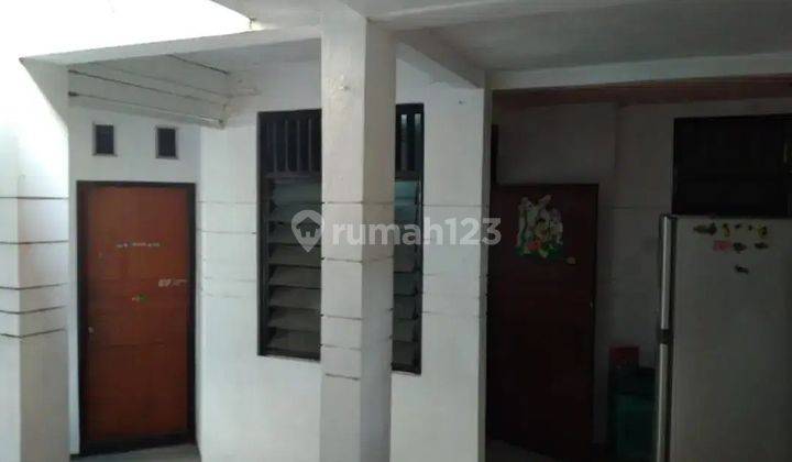 Disewakan rumah Semampir tengah surabaya 8
