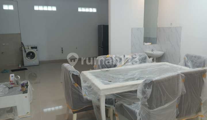 Rumah Bagus The Mansion Pakuwon Indah. Furnished. Dekat Pakuwon Mall. National Hospital. Citraland. 2