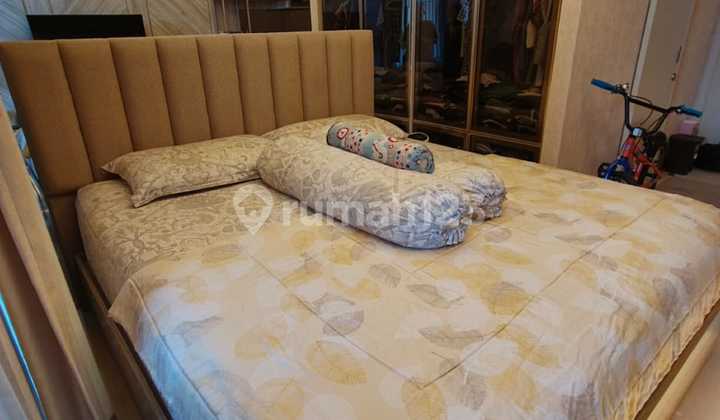 Apartemen Amor Type Studio. Furnished Bagus. Connect Pakuwon City Mall. Murah. Nego