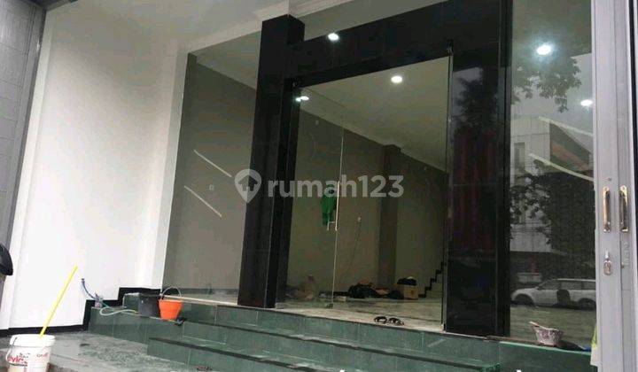 Ruko  Baru 4 Lantai Di Nol Jalan Dupak. Bagus. Siap Pakai. Lokasi Strategis Di Pusat Perdagangan. Shm. Murah. Nego 1