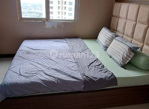 Apartemen 2 Kamar Tidur Water Place. Bagus. Furnished. Luas 80m2. Selangkah ke Pakuwon Trade Center, Supermall, Pakuwon Mall. Dekat Graha Family ,Citraland, RS. National Hospital. Nego 1