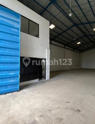 Gudang Di Pusat Pergudangan Romokalisari. Bagus. Ada Kantor. Row Jalan 15m. Murah. Nego