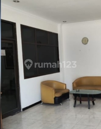 Good Tropodo Warehouse with Goods Lift. Prayer Room. Complete with Employee Mess. Office. Ready to Use. Cheap. Negotiable.