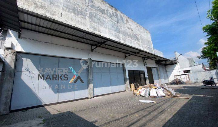 Gudang Di Area Perniagaan Sukun Di Malang Kota. 1500.0 M².bagus. Akses Tronton. Lengkap Dengan Mushola. Lahan Parkir Luas. Murah Nego 2