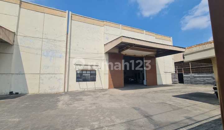 Warehouse in Maspion Industry Estate Manyar Gresik. Ready for Use. Concrete Floor, Double Fence. Affordable Price. Warehouse in Maspion Industry Estate Manyar Gresik. Ready for Use. Concrete Floor, Double Fence. Affordable Price.