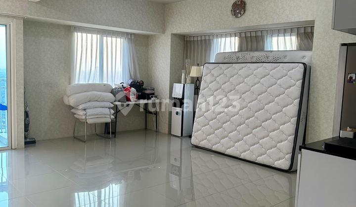 Jarang Ada Apartemen Orchard 2 Kamar Tidur Dibuat Loss. Bisa Desain Sesuai Kebutuhan Furnished Bagus. Connect Pakuwon Mall, Dekat Graha Famili, Citraland. Murah. Nego 2