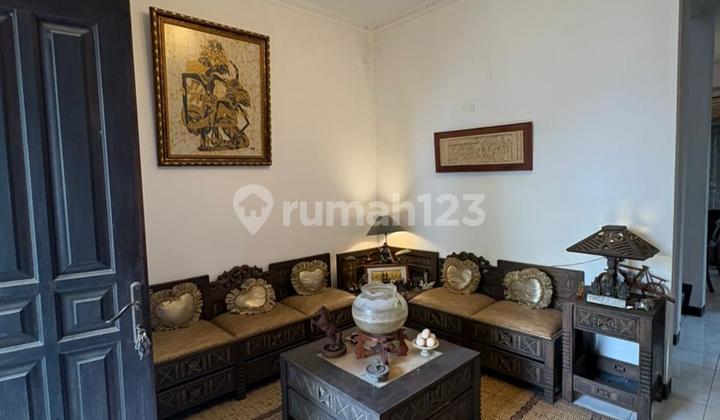 Dijulal Cepat Runah Terawat Graha Famili. Nego Sampai Deal. Dekat Pakuwon Mall, Loop , National Hospital Dijulal Cepat Runah Terawat Graha Famili. Nego Sampai Deal. Dekat Pakuwon Mall, Loop , National Hospital