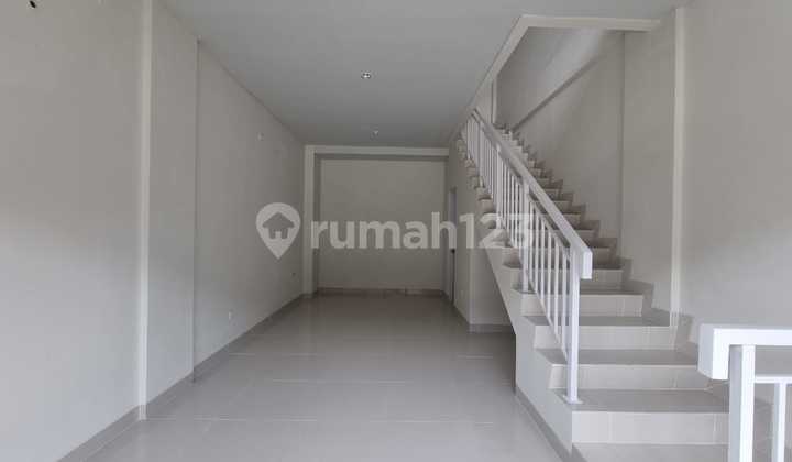 For Rent: 92 Avenix BSD Shophouse with free parking near Avani and The Icon For Rent: 92 Avenix BSD Shophouse with free parking near Avani and The Icon