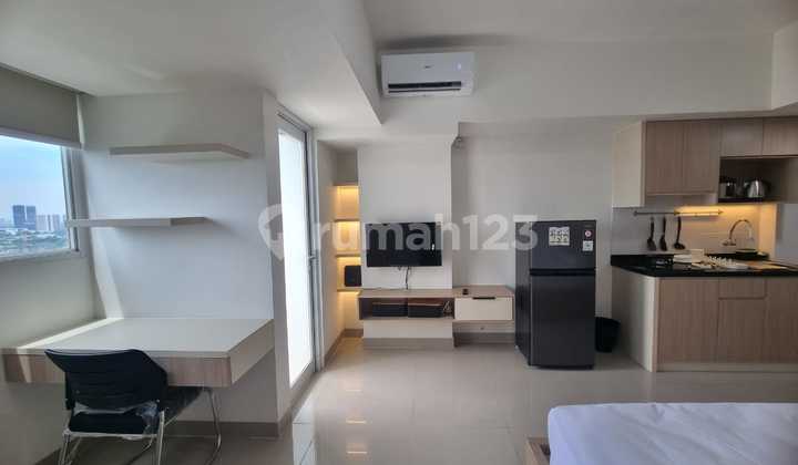For Rent: Cisauk Point Apartment BSD, a step away from the station.