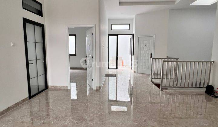 Jual Rumah Cantik Baru Kencana Loka Bsd Dekat Stasiun Rawa Buntu 1