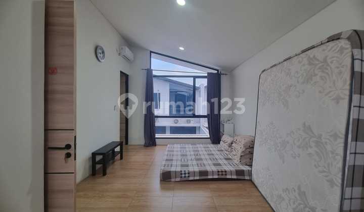 Jual Rumah Cendana Icon Lippo Karawaci sudah Renovasi hadap utara 2