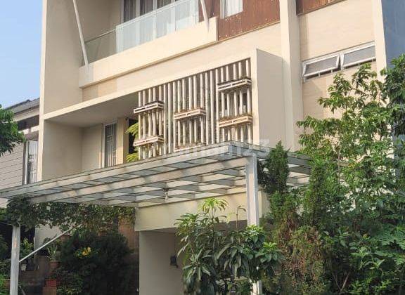 Dijual Rumah Mewah Sutera Feronia Alam Sutera Bagus dan Rapi 1