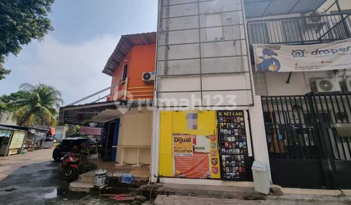 Kios for Sale at Villa Melati Mas, Suitable for Business Near Efata School, North Serpong.