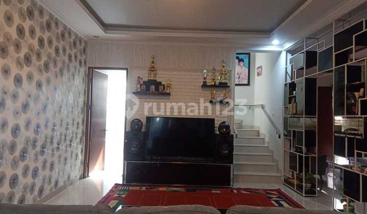 Rumah Dijual Minimalis Furnish di Komp Cherry Field, Bandung 59 2