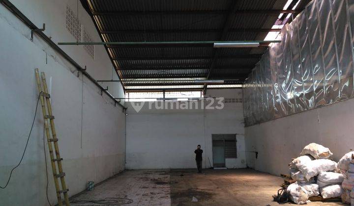 Gudang di Jl.cibaligo, Cimahi 210 m Bagus SHM 1