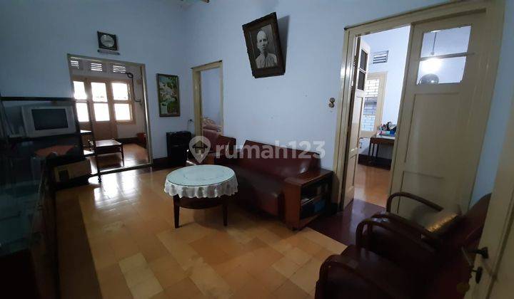 Rumah 2 Lantai Balong Gede Dewi Sartika Otista Alun Alun Bandung 7