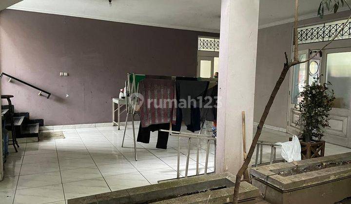 Ruang Usaha Luas Strategis di Mainroad Setiabudi , Bandung 2