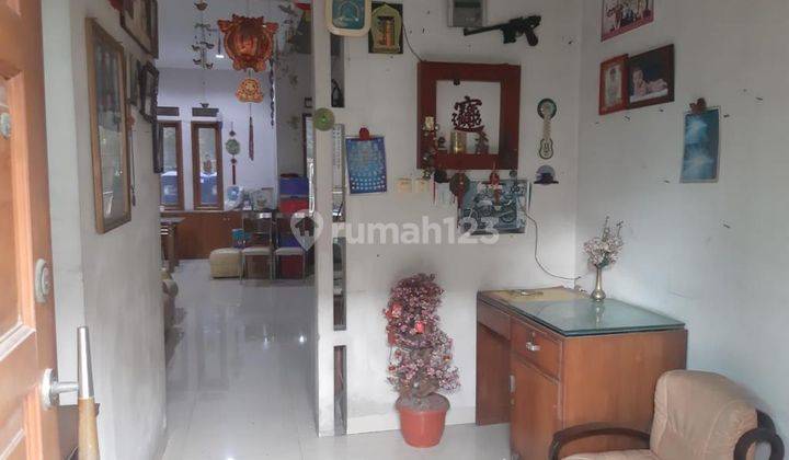 Rumah Nyaman Semi Furnish di Taman Kopo Indah 2